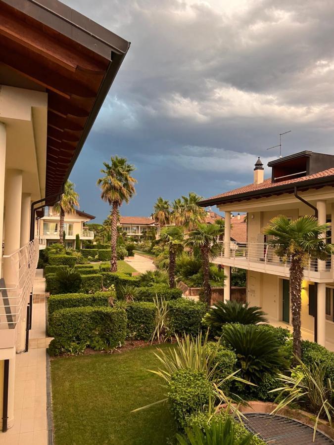 דירות סירמיונה Casa Della Regina מראה חיצוני תמונה