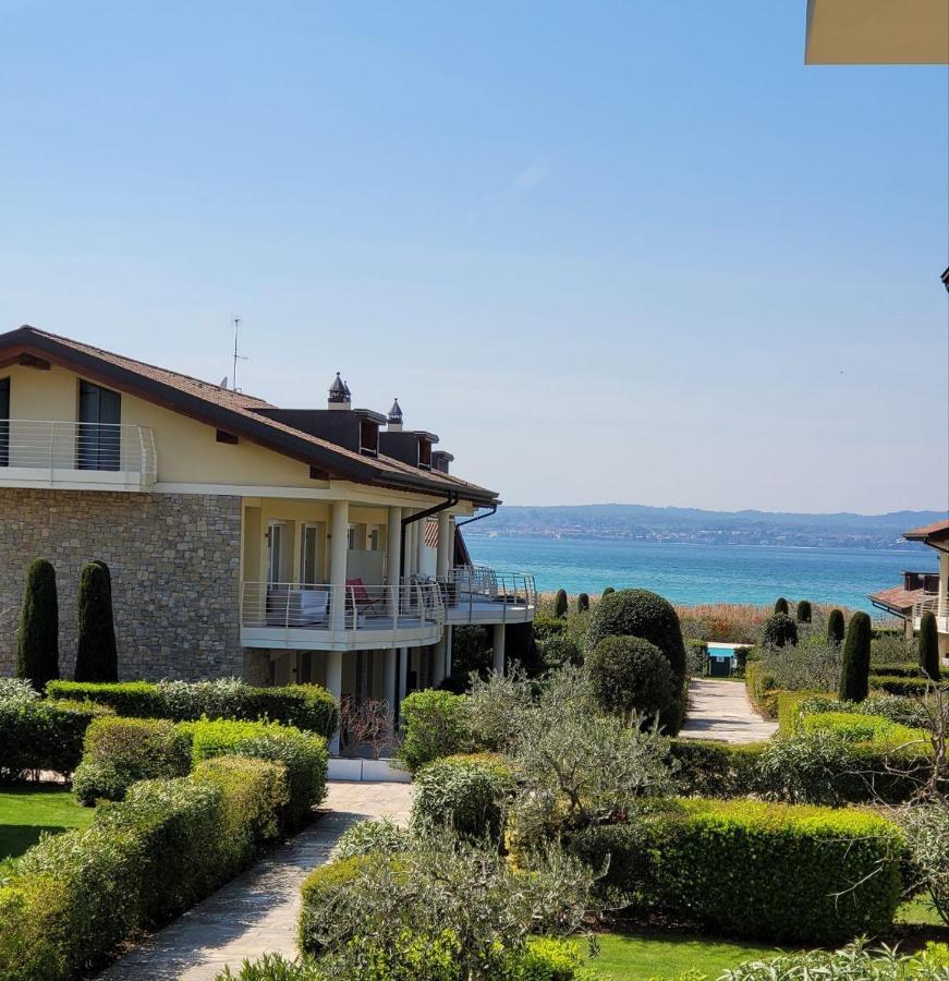 דירות סירמיונה Casa Della Regina מראה חיצוני תמונה