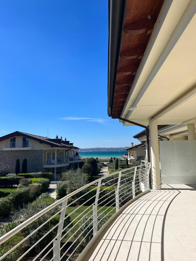 דירות סירמיונה Casa Della Regina מראה חיצוני תמונה