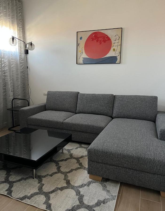 דירות סירמיונה Casa Della Regina מראה חיצוני תמונה